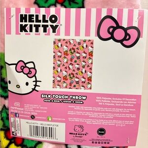 Hello Kitty Christmas blanket